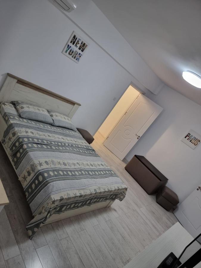 קונסטנצה Apartament Flo מראה חיצוני תמונה
