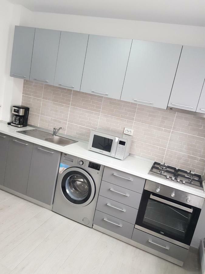 קונסטנצה Apartament Flo מראה חיצוני תמונה